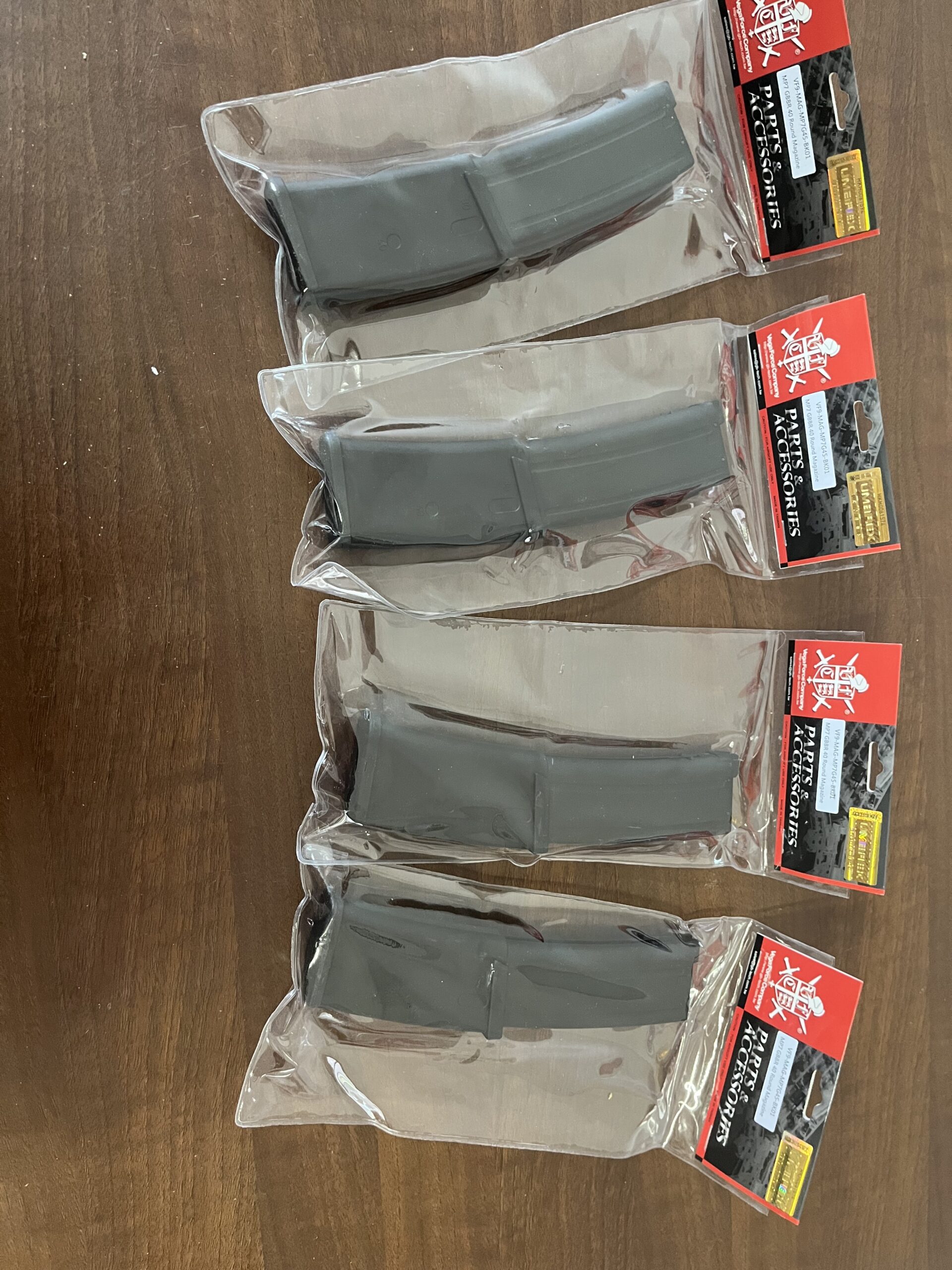 Combo Pack 17: 4x 40rds Gas Magazine for MP7A1 /NAVY GBB SMG Series MP7 Umarex By VFC (NERI)