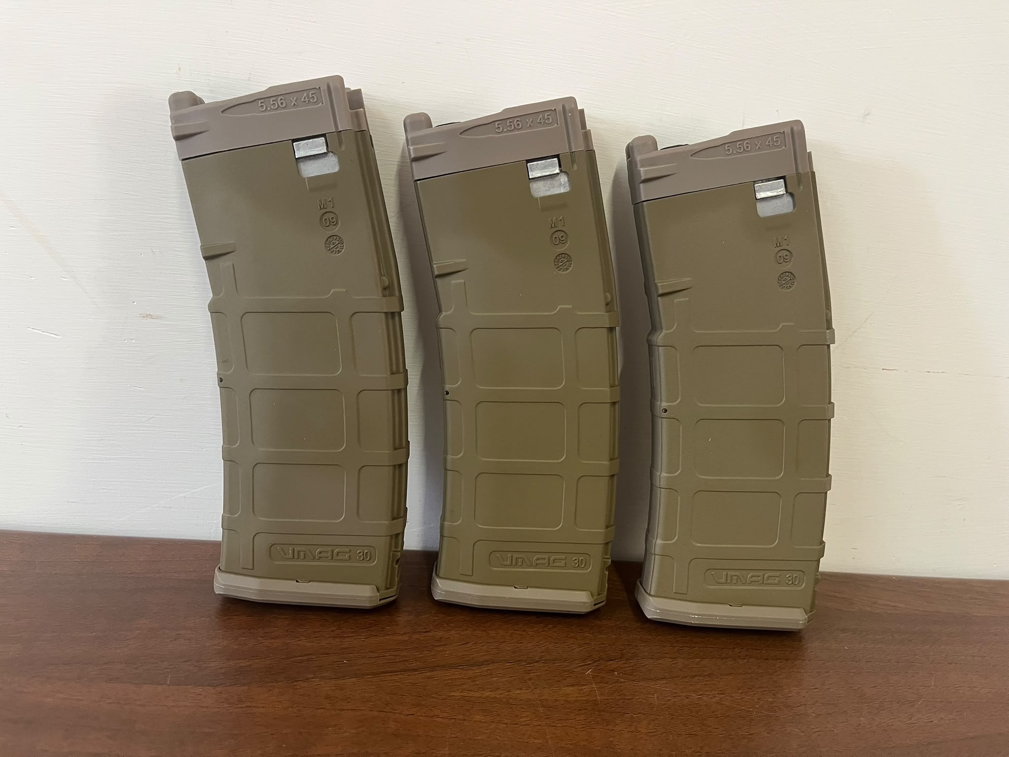 Paquete combinado 39: Establecer en 3 Cargador de gas ligero VMAG 30rds para M4 /HK416 GBB Series Gen.4 -DNA /AR /M4 /M16 /HK416 GBB Compatible- VFC (BRONCEARSE)
